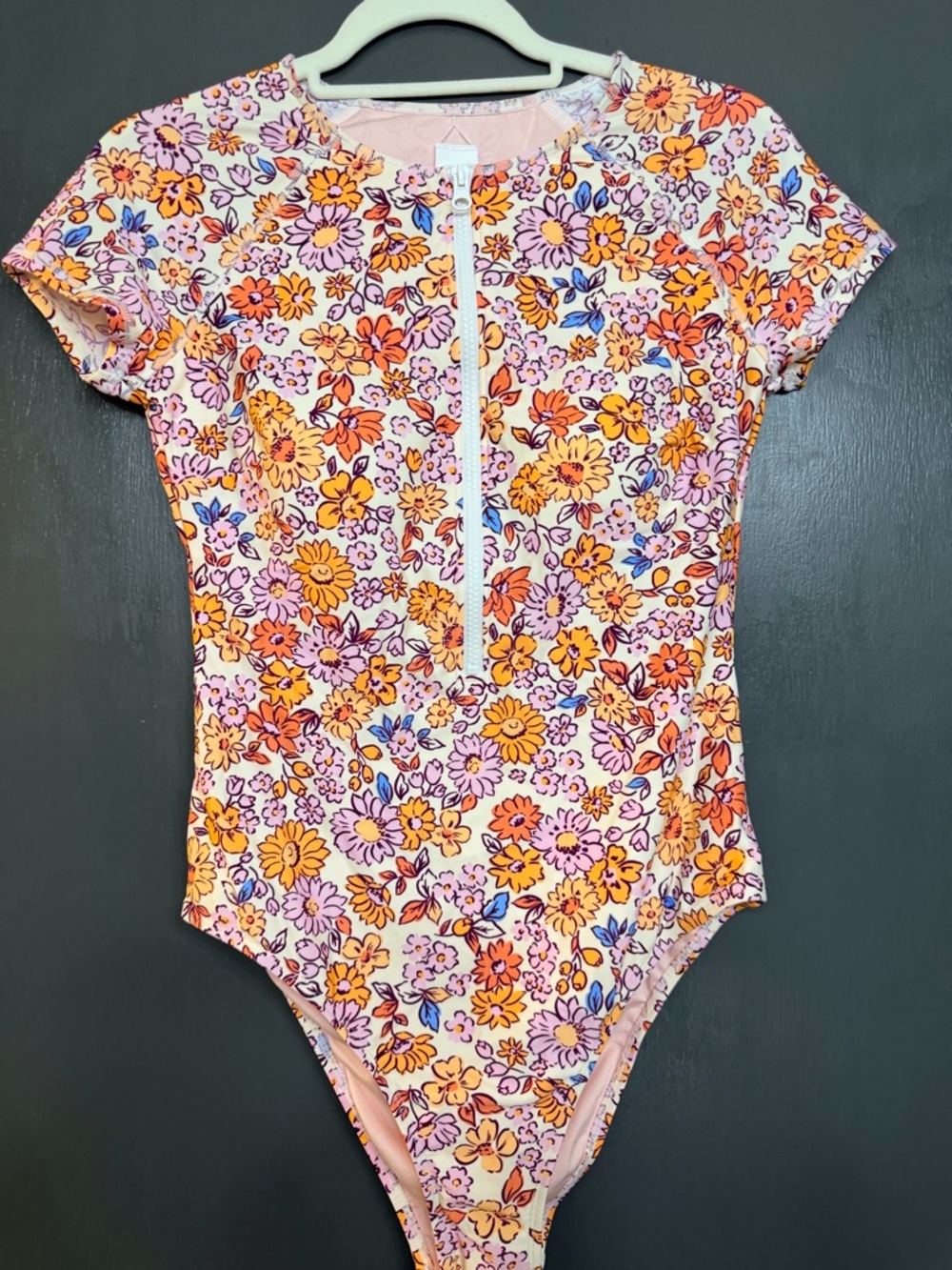 Cupshe Floral Zip-Front One-Piece Swimsuit in Pink & Orange